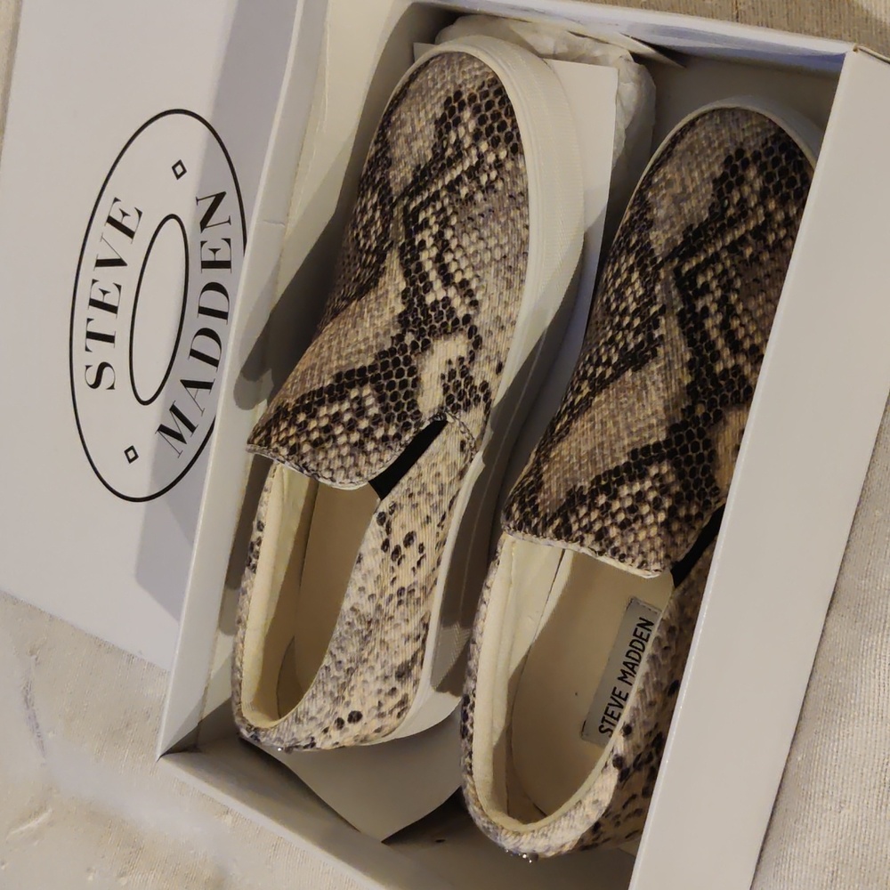 NEW Steve Madden Loafers Gills-C Snake Size 8 - Picture 2 of 6